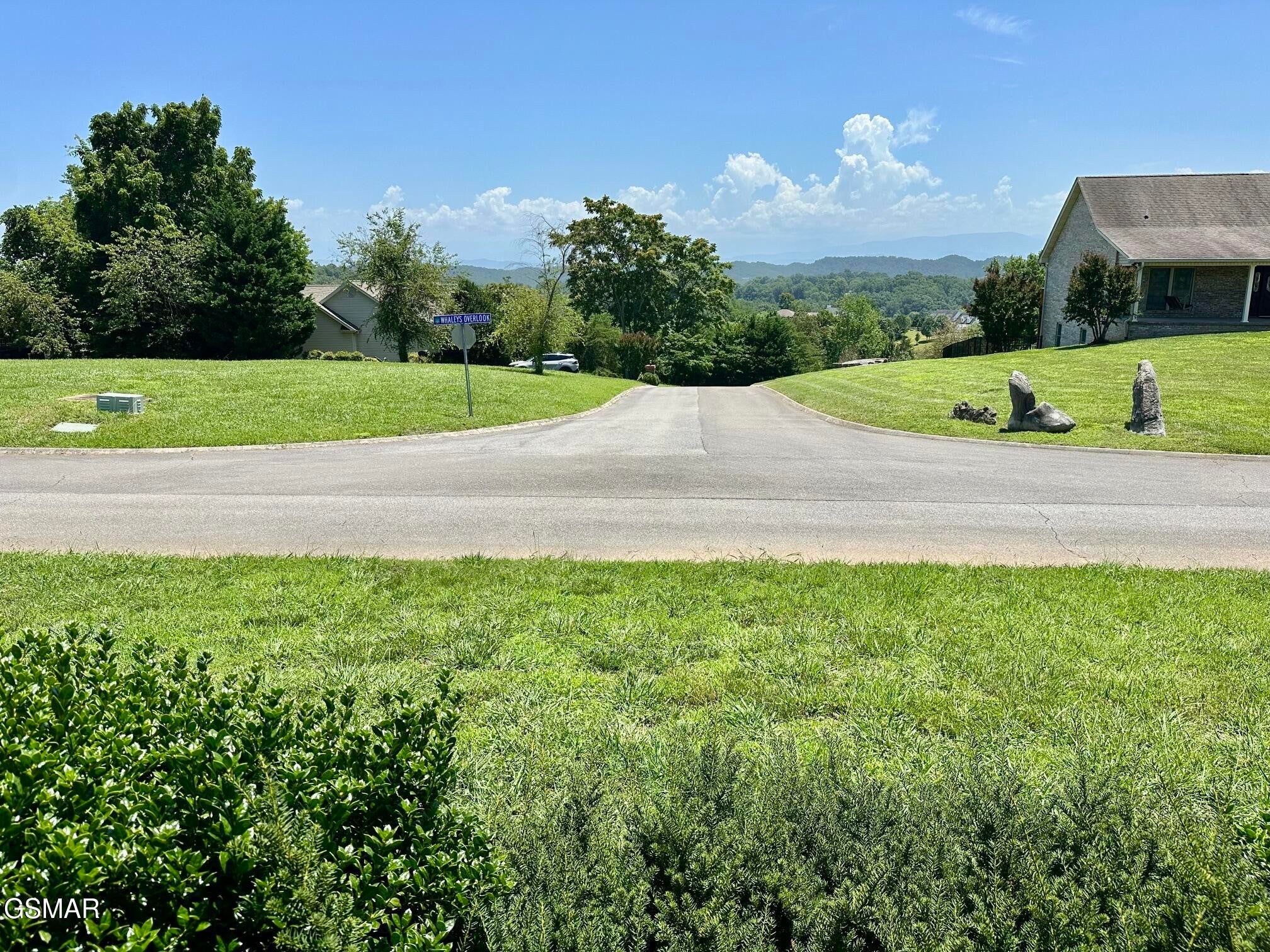1220 Whaleys Overlook