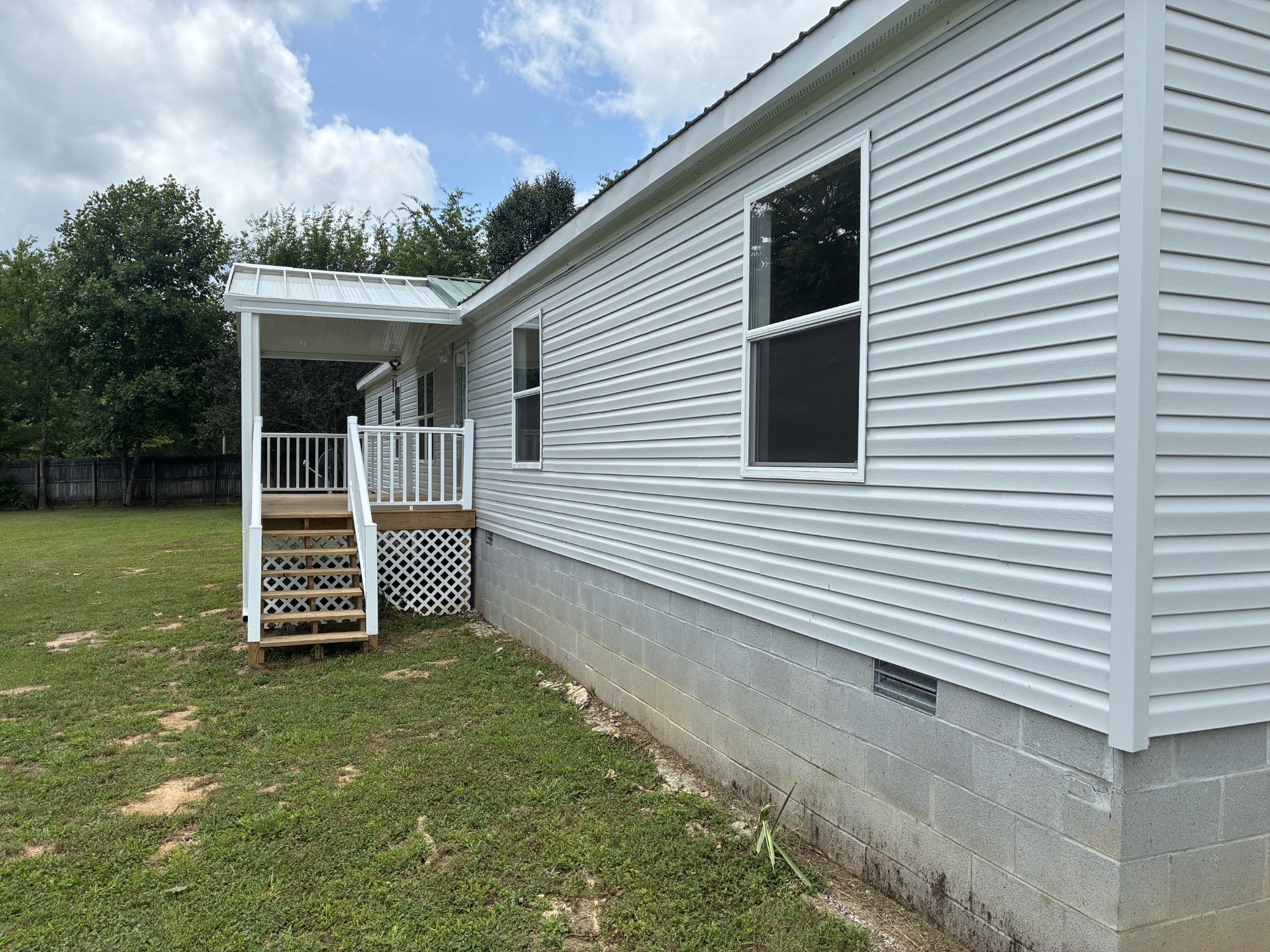 11 Sunrise Dr