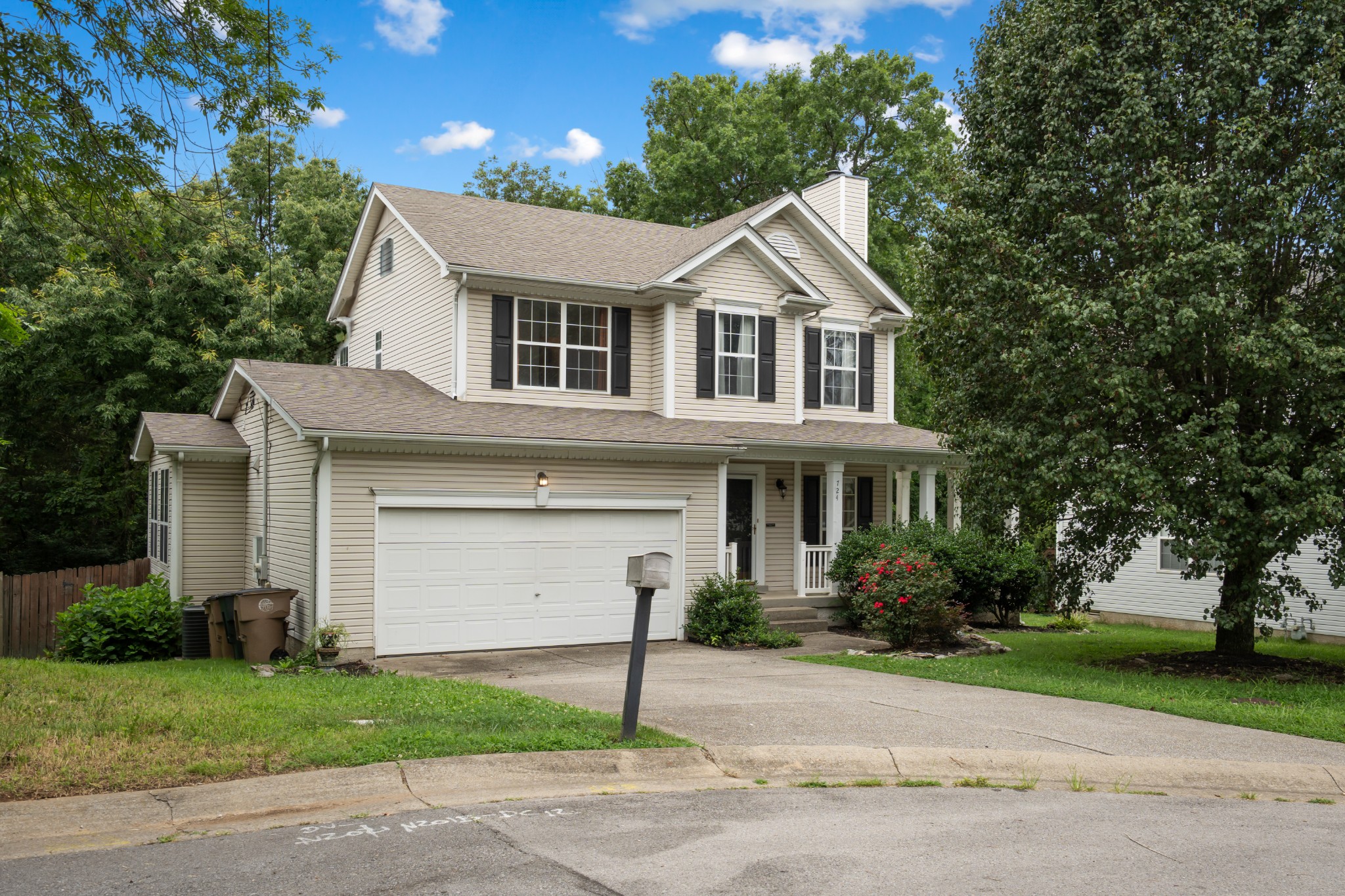 724 Ansley Ct