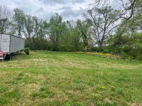 105 Andrews St Columbia TN 38401