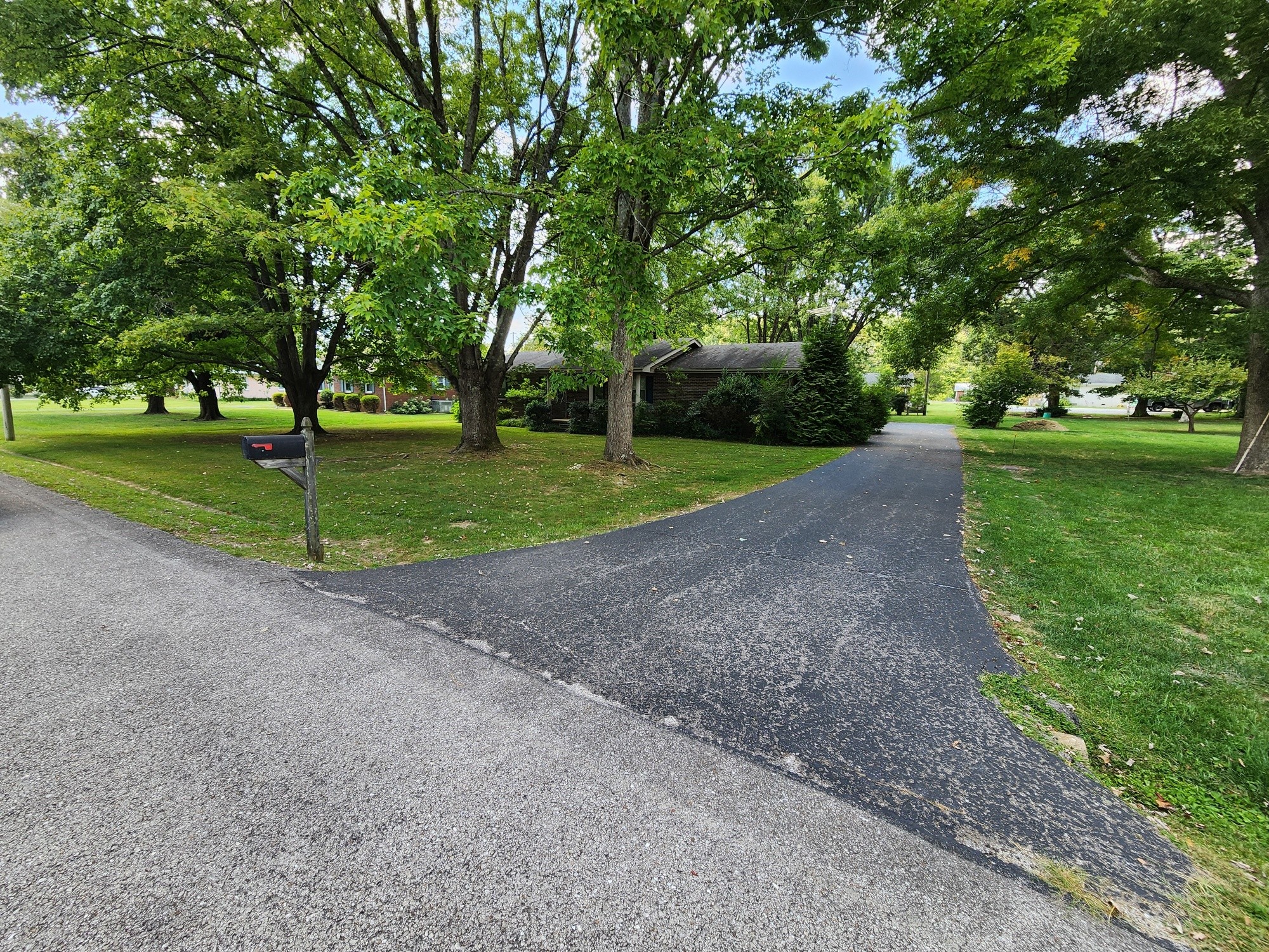 515 Greenwood Dr