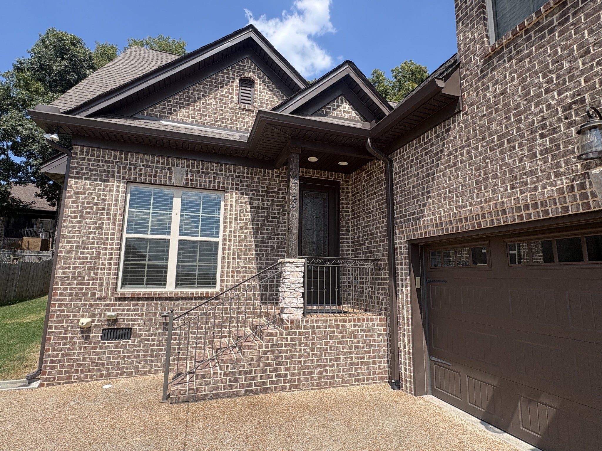 415 Riverstone Pl