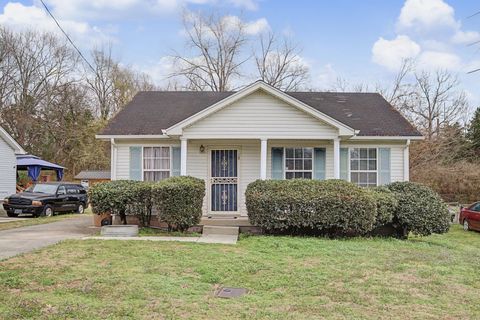 2573 Slaydon Dr Nashville TN 37207