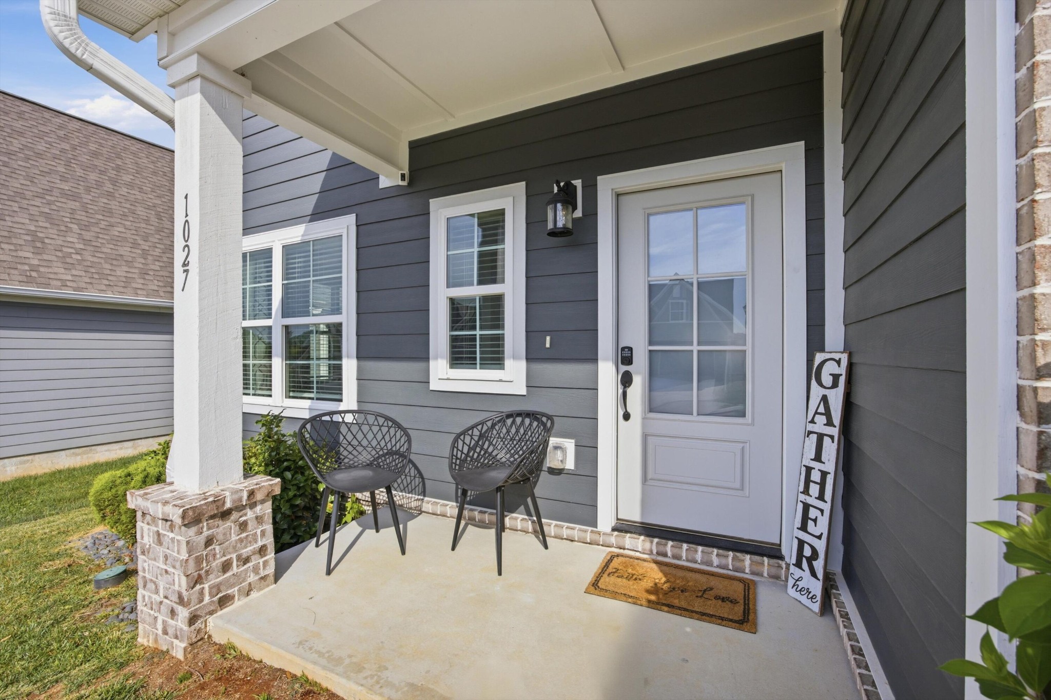 1027 Omaha Circle