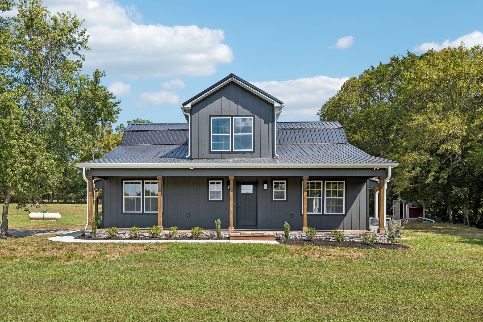 1137 Linwood Rd