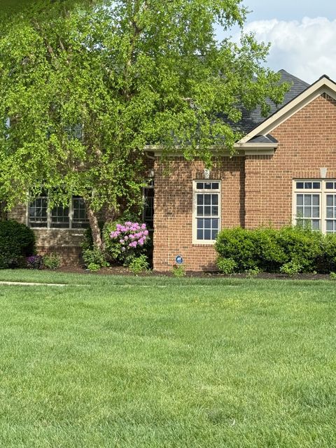 1820 Charity Dr Brentwood TN 37027