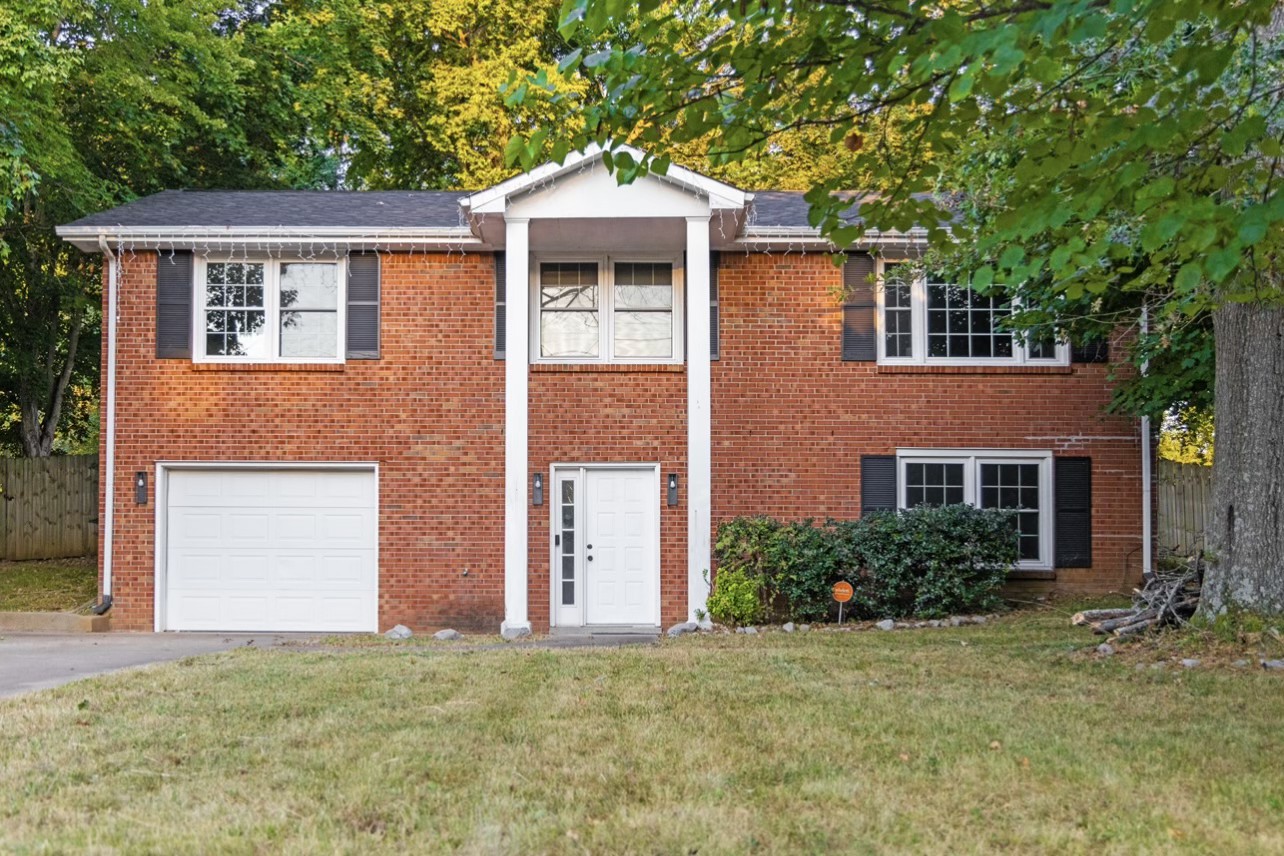 1817 Apex Dr