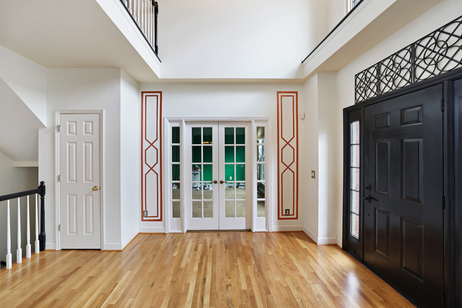 605 Cotswold Park Ct