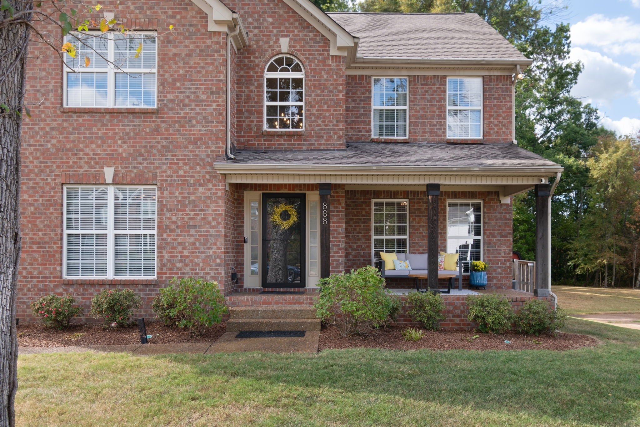888 Dortch Ln