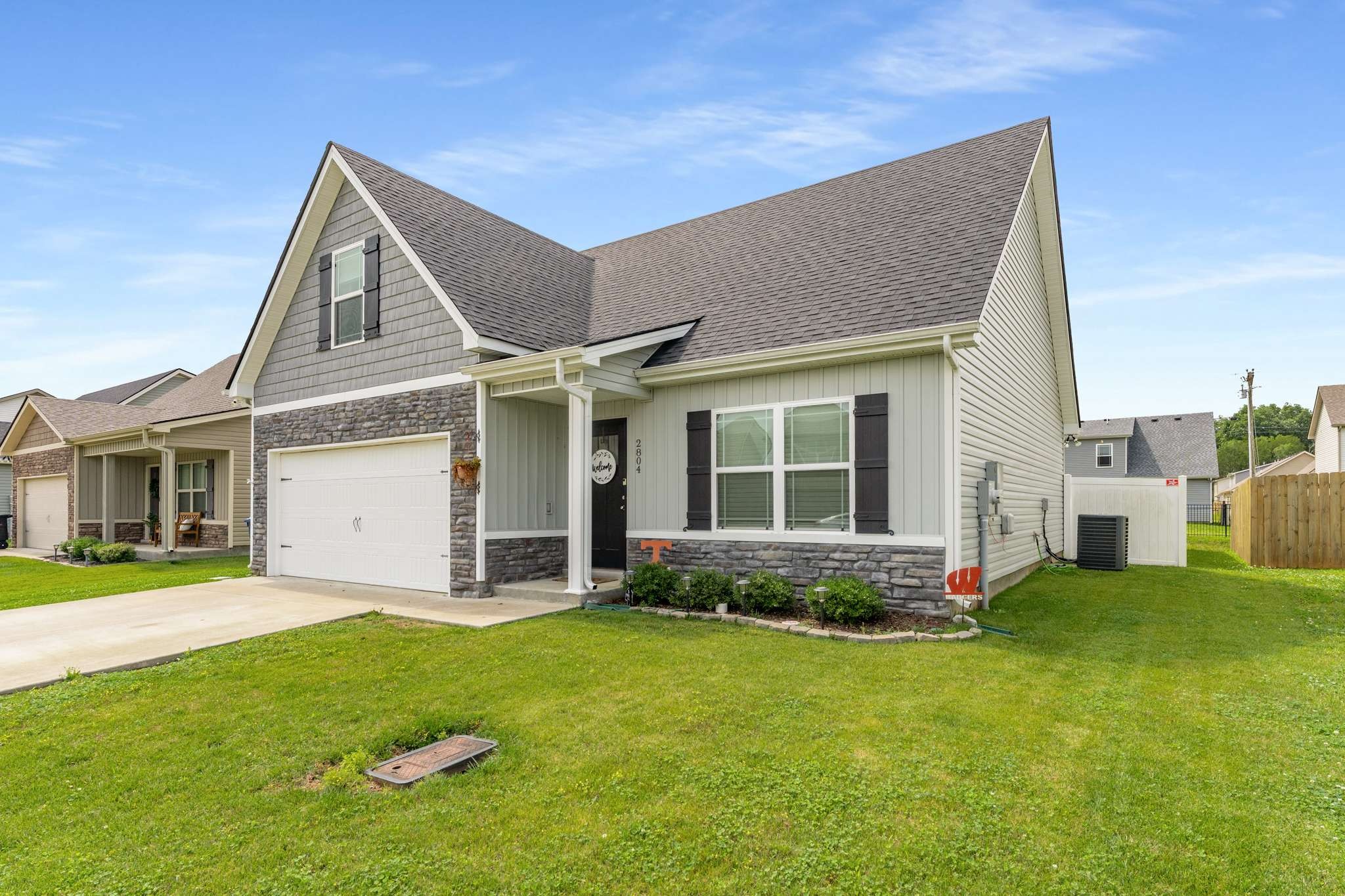 2804 Valley Farms Dr