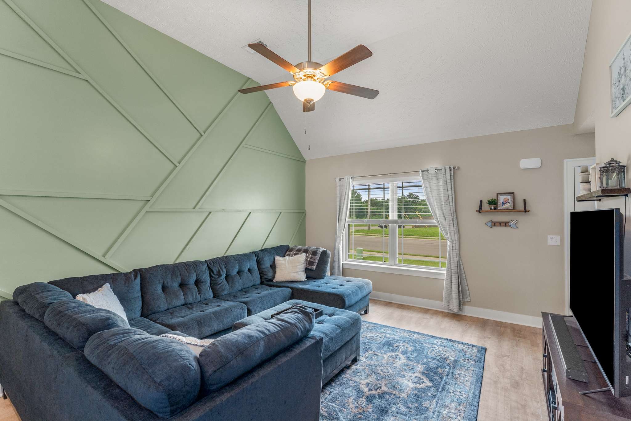 2804 Valley Farms Dr