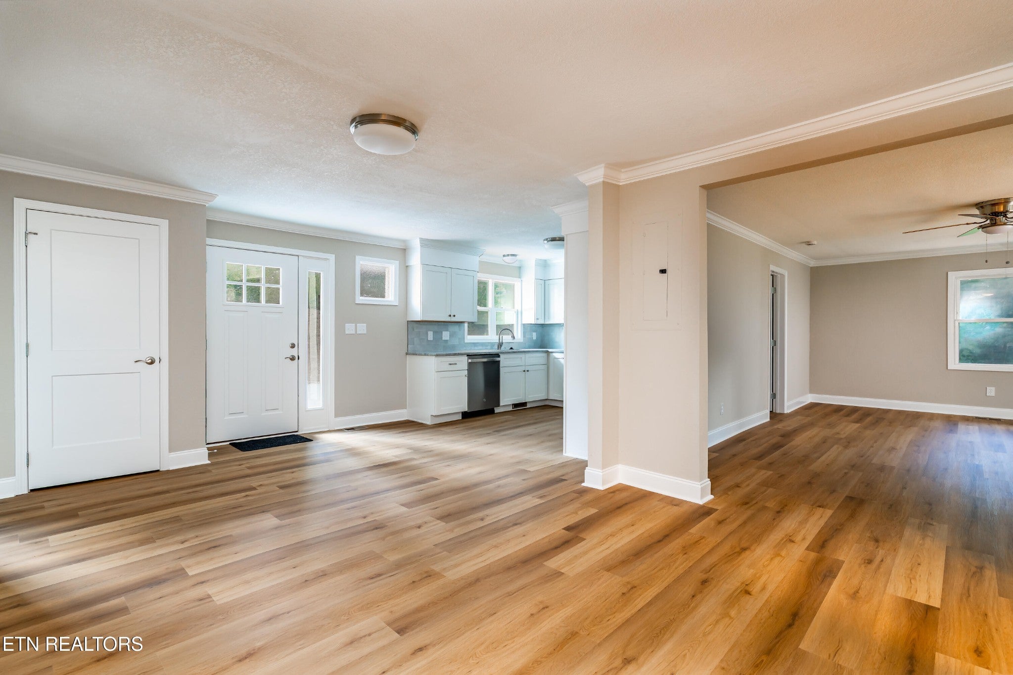 700 Lakeview Drive