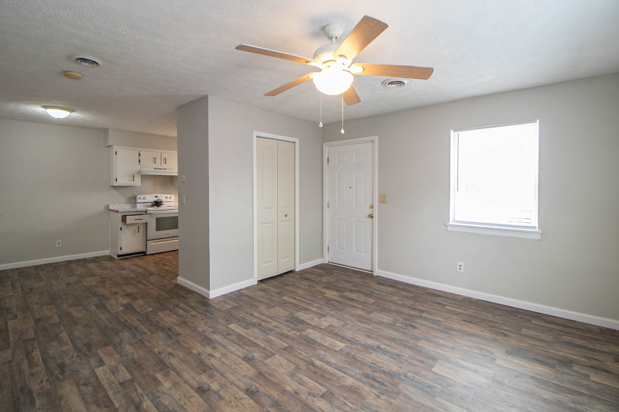 404 Thompsonville Lane #13