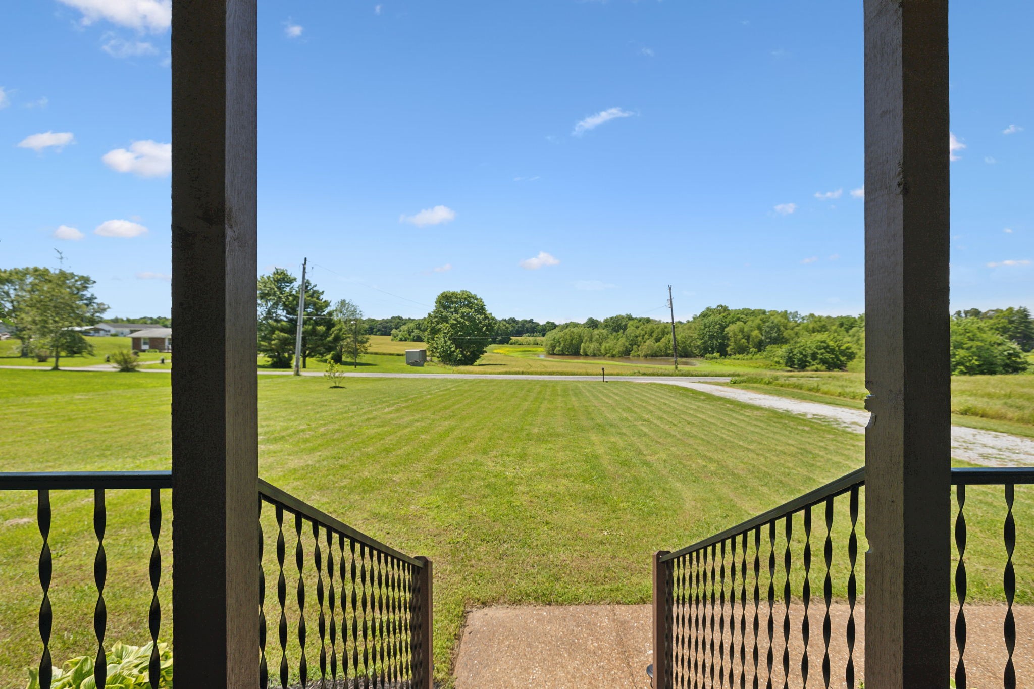 8635 Pleasant Hill Rd