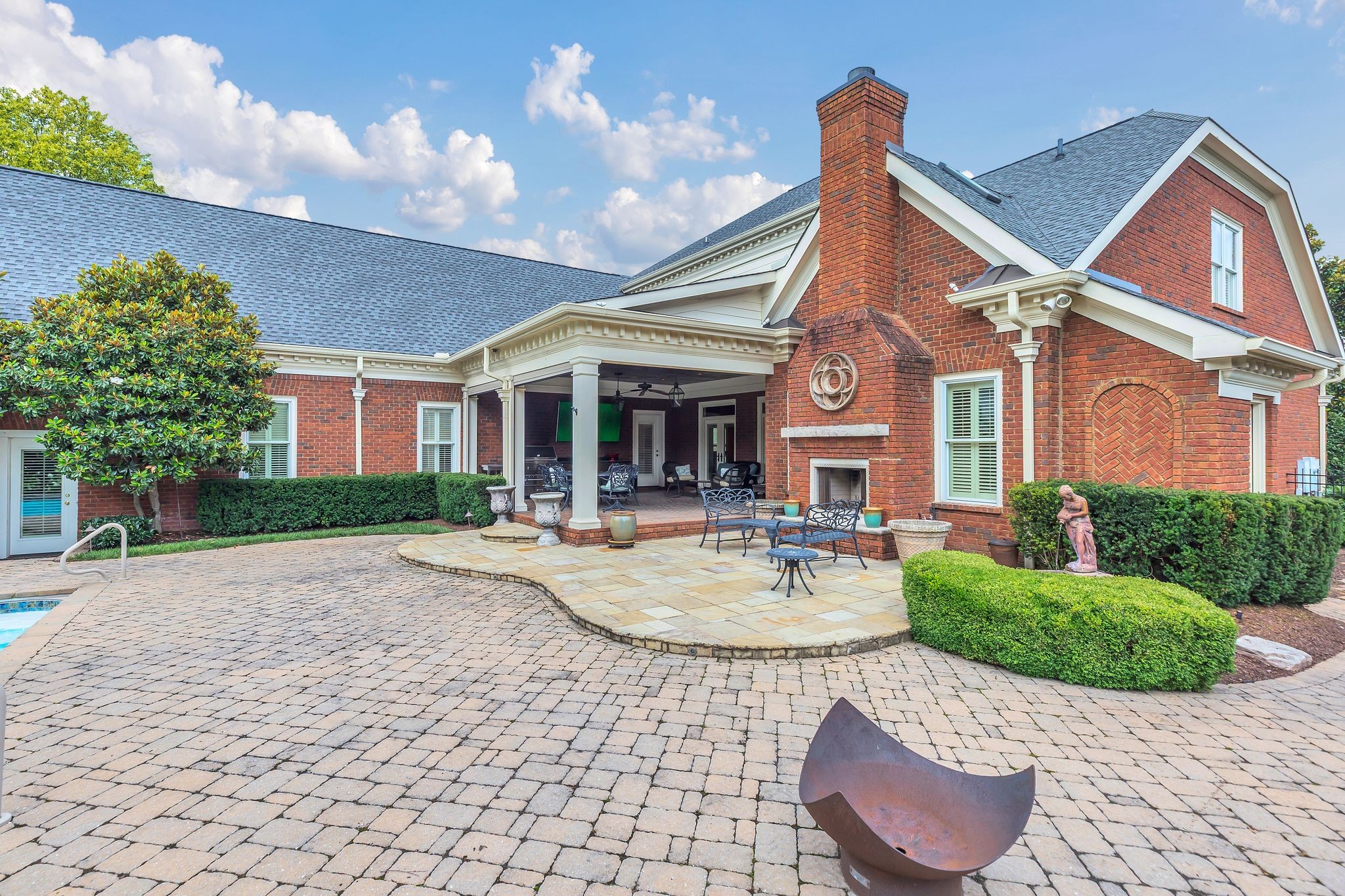 1512 Mirabella Way