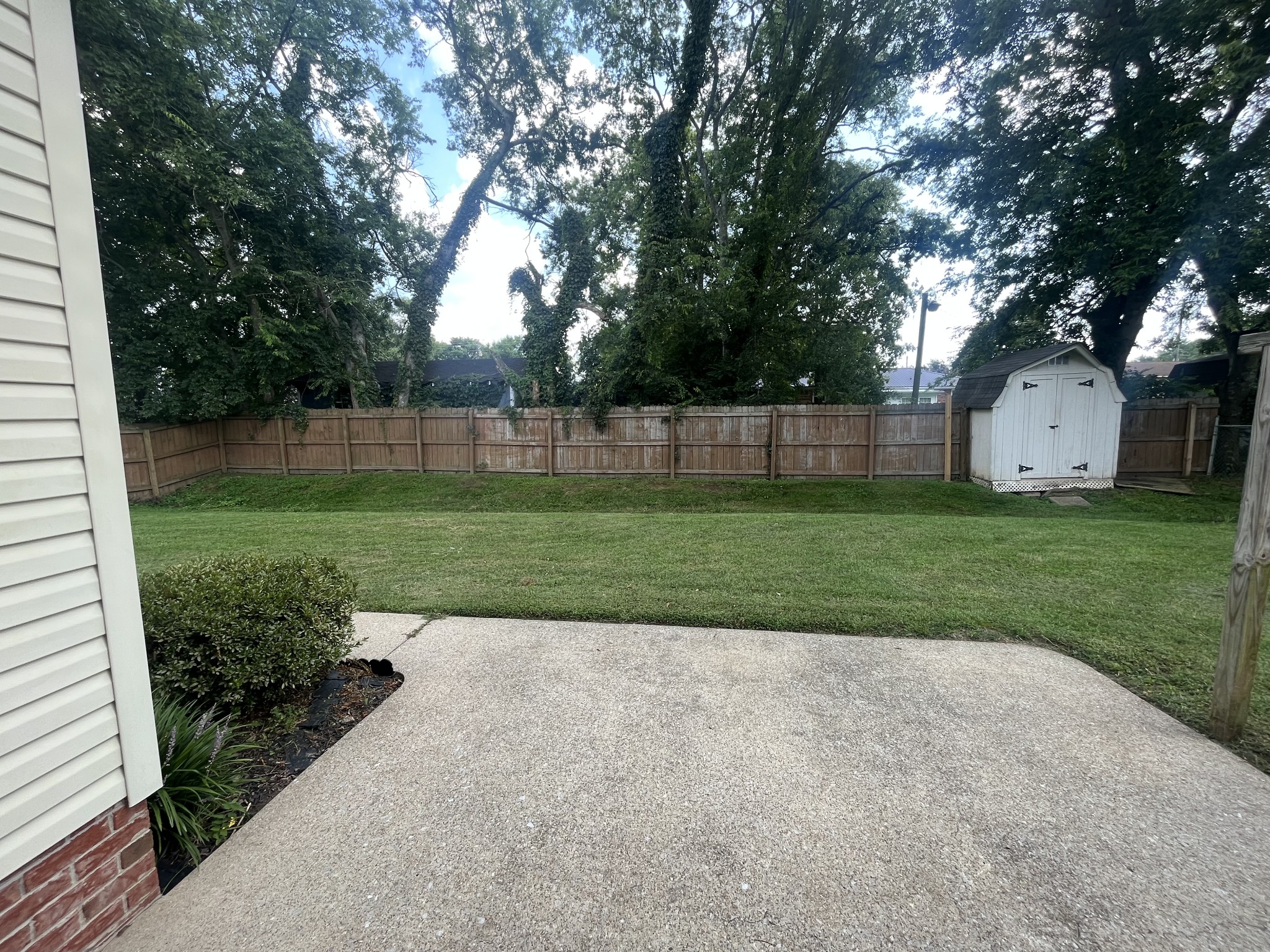 218 Stroud Dr