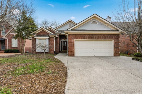 Photo of 112 Chuzzlewit Down, Brentwood, TN 37027 (MLS # 3218110)