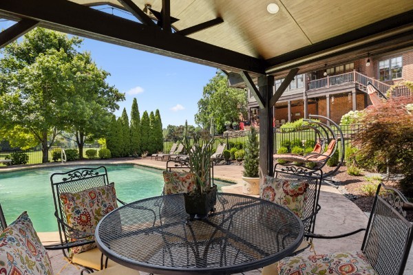 Thompsons Station, Tennessee 37179, United States, 4 Bedrooms Bedrooms, ,5 BathroomsBathrooms,Residential,Active,242