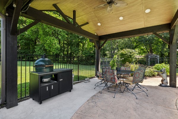 Thompsons Station, Tennessee 37179, United States, 4 Bedrooms Bedrooms, ,5 BathroomsBathrooms,Residential,Active,242