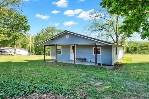 114 Chapel Ave