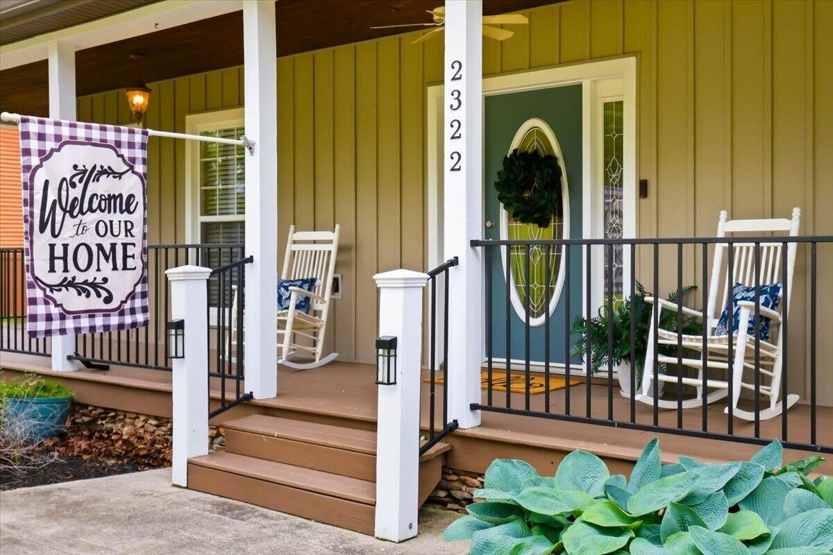 2322 Mowbray Pike