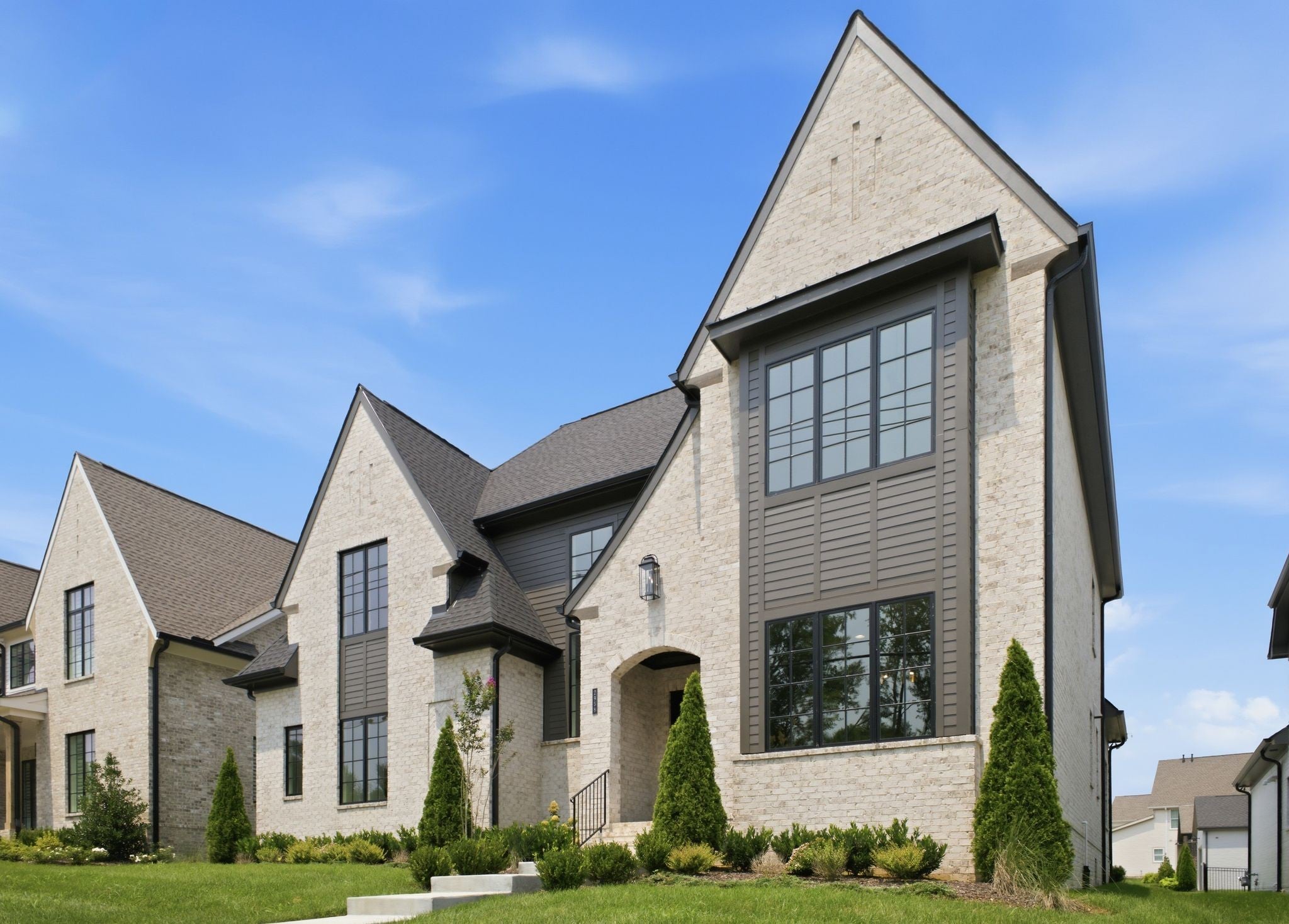 2958 Del Rio Pike