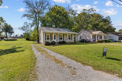 133 E St Clarksville TN 37042