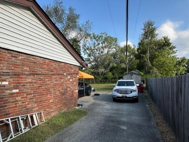 94 Airport Rd