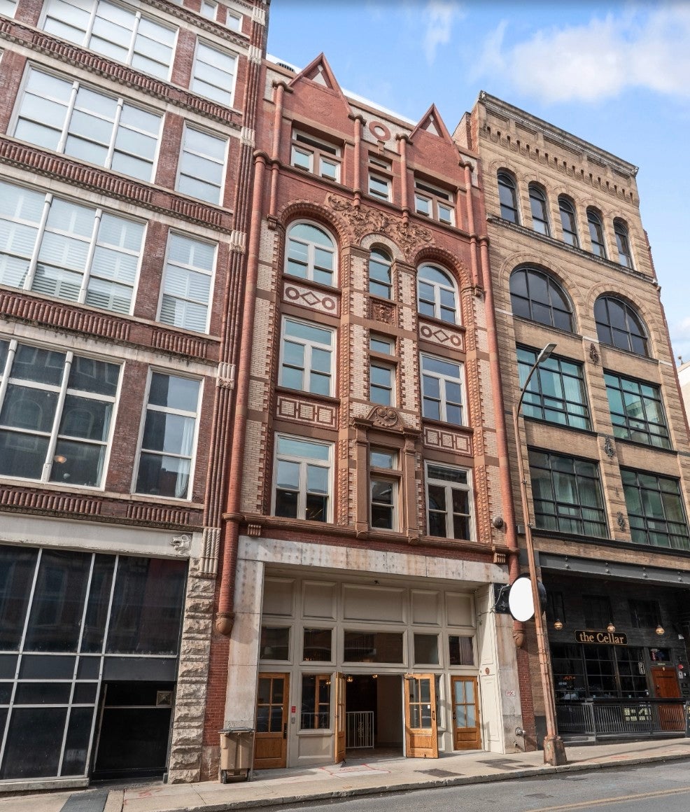 listing at 209 Printers Alley, Nashville