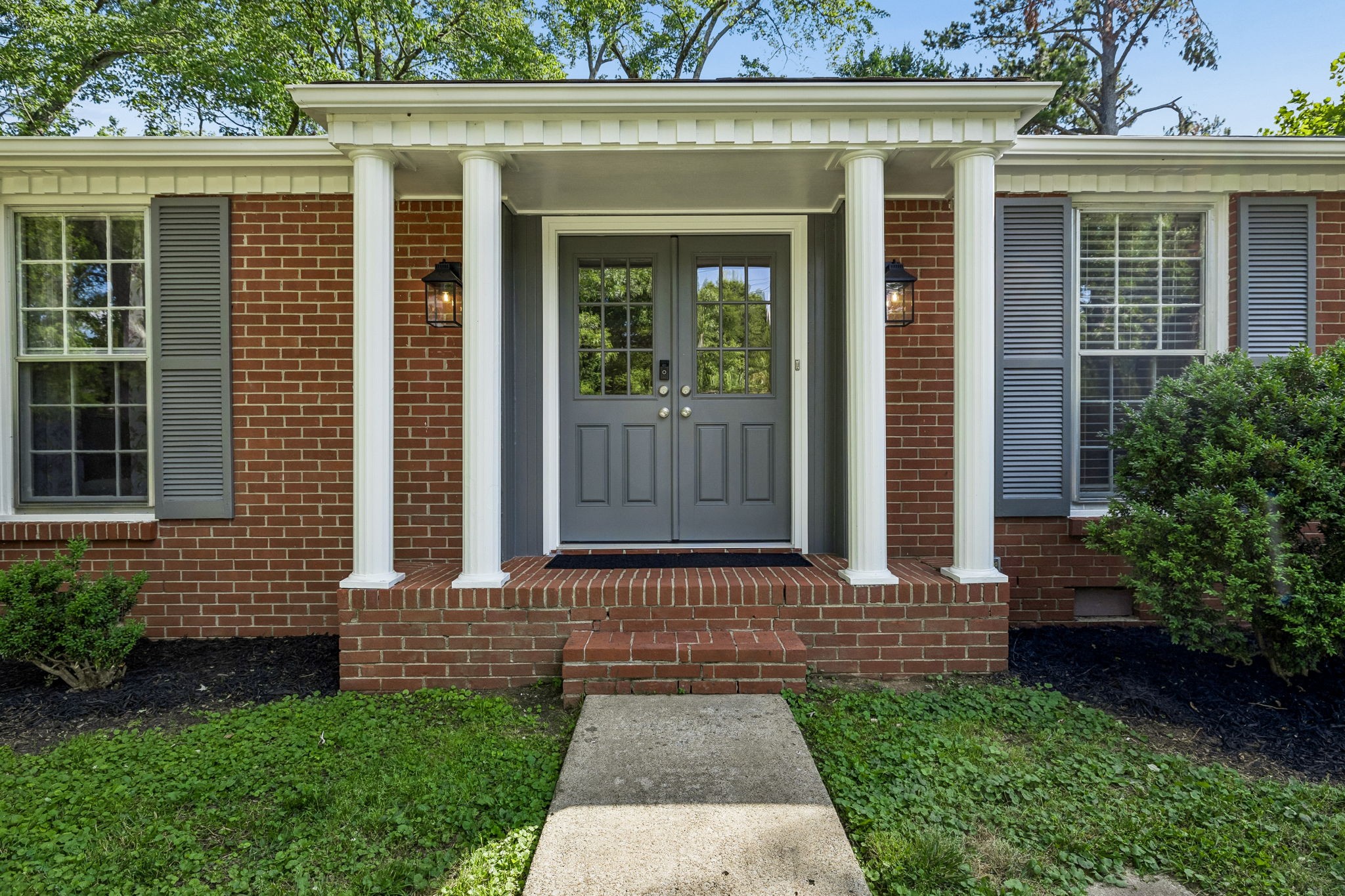 599 Harpeth Pkwy E