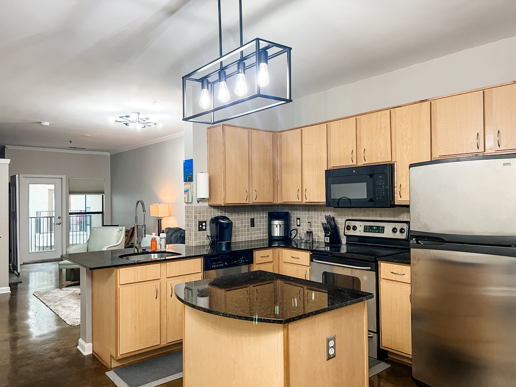 1803 Broadway 509
