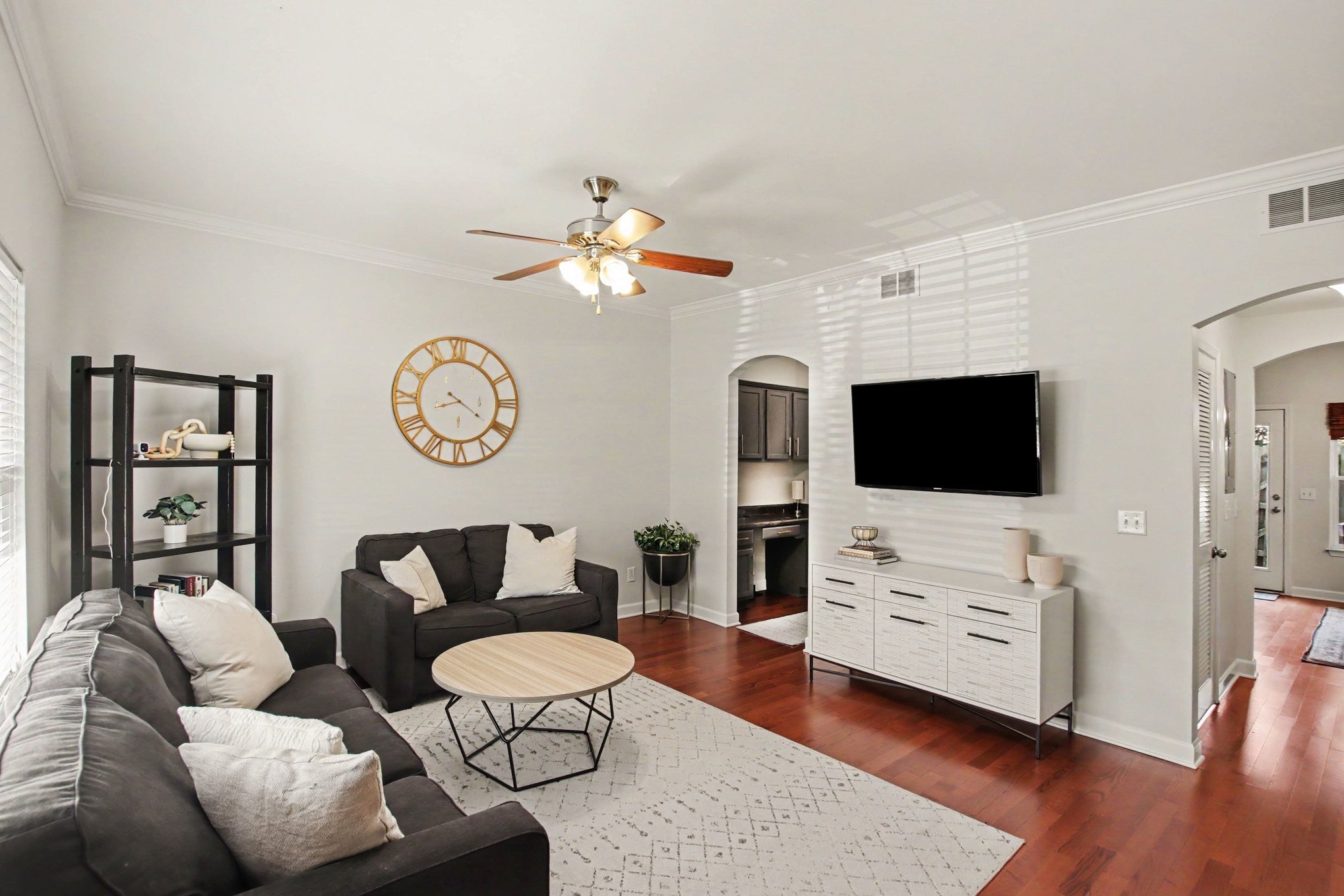 553 Rosedale Ave 128