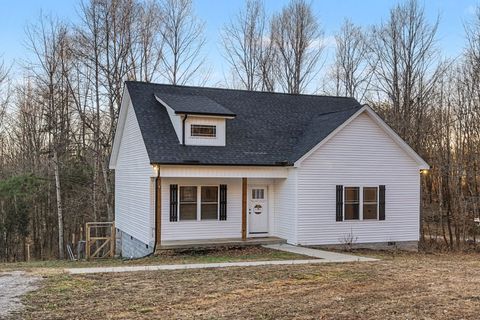 732 Lucas Rd Dickson TN 37055