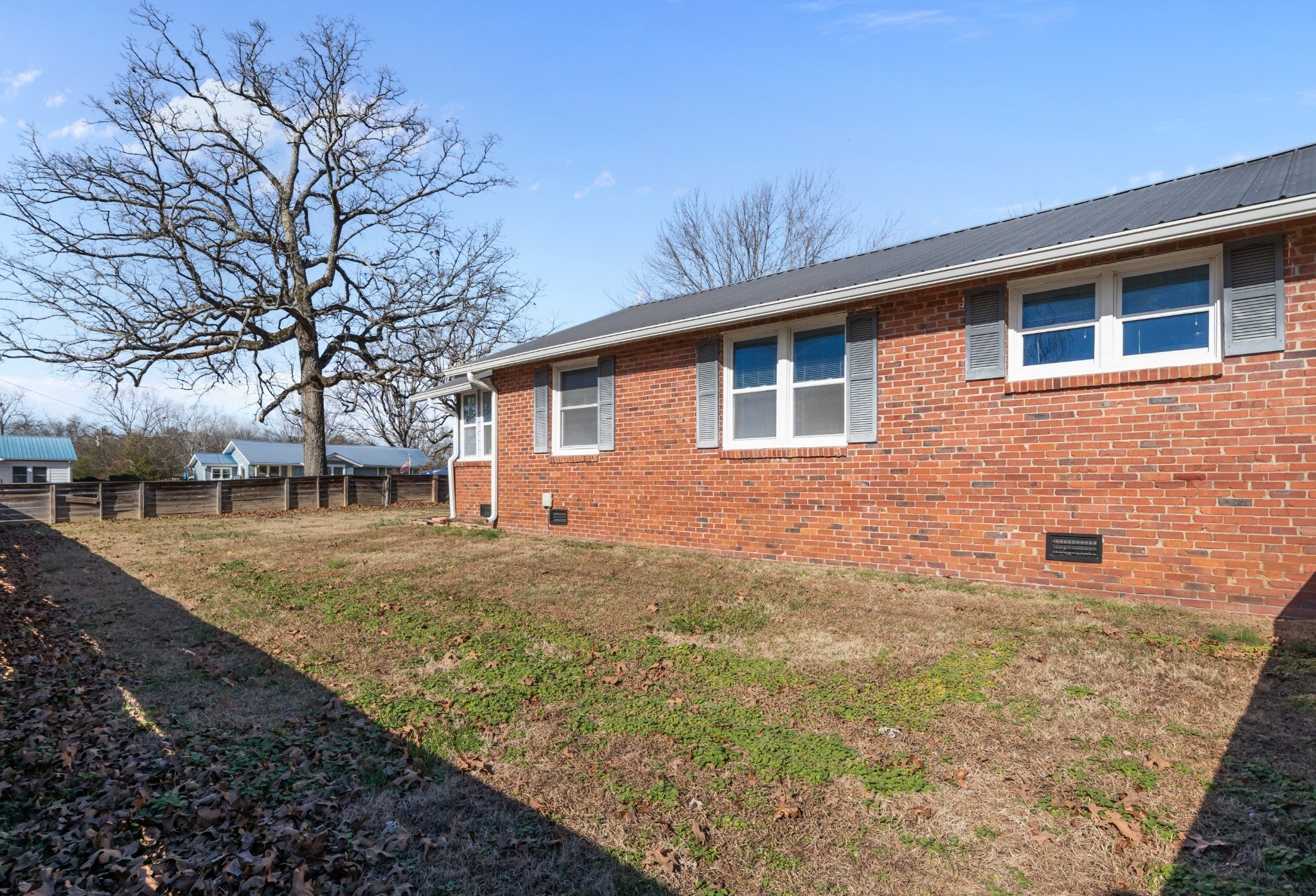202 Parkway W