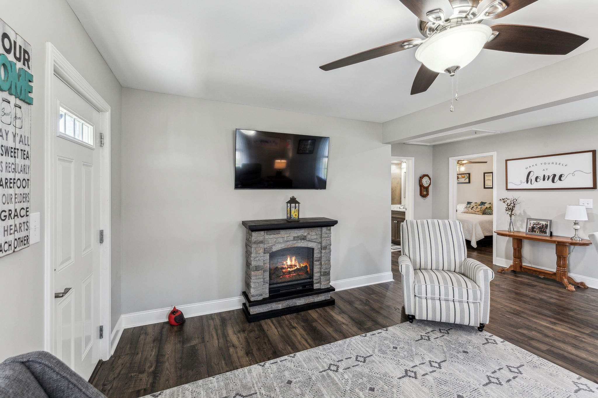 205 Maplewood Dr