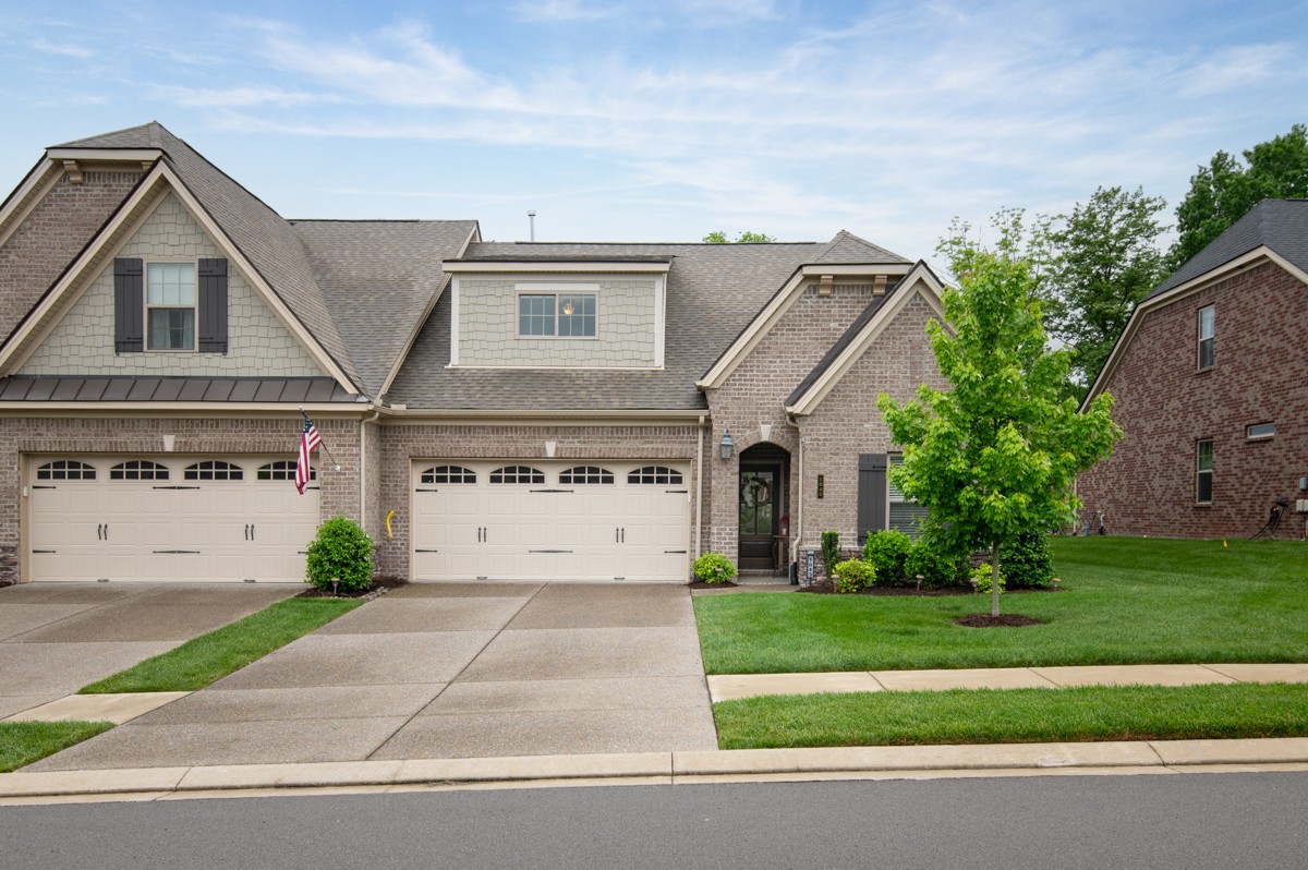 1045 Callaway Dr
