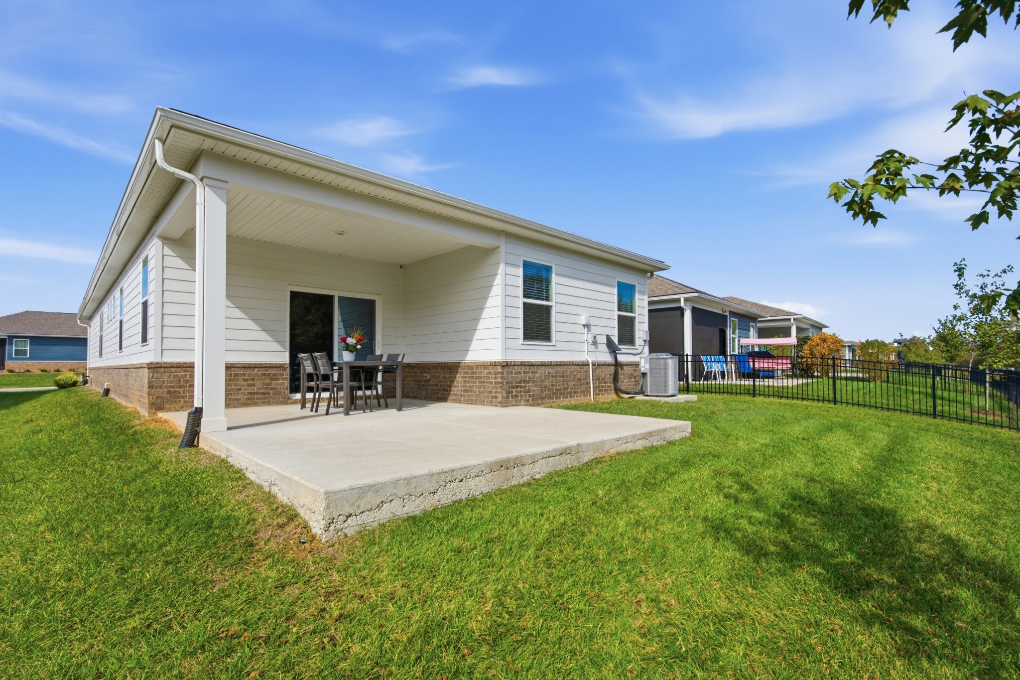 1093 Stoney Brook Pvt Bnd