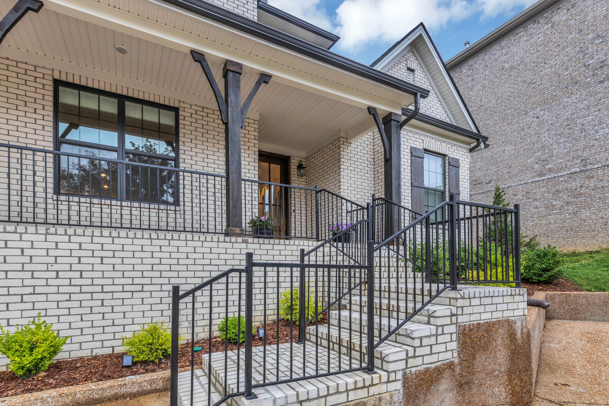 8040 Still Spring Ridge Dr