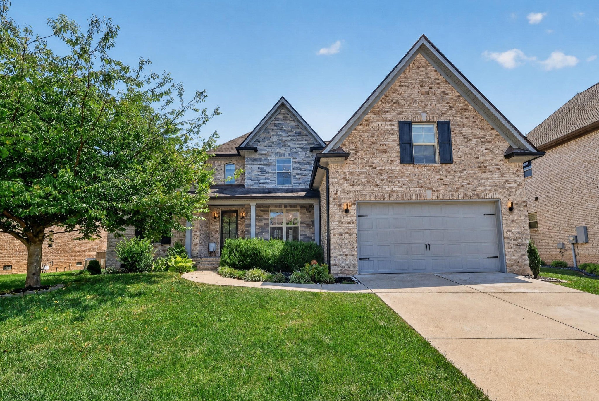8007 June Apple Ln