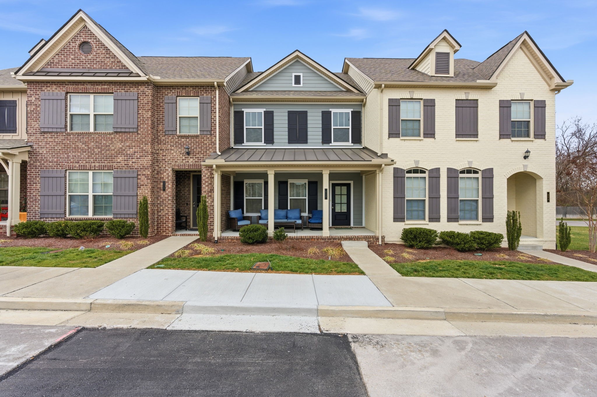 612 Vintage Green Ln