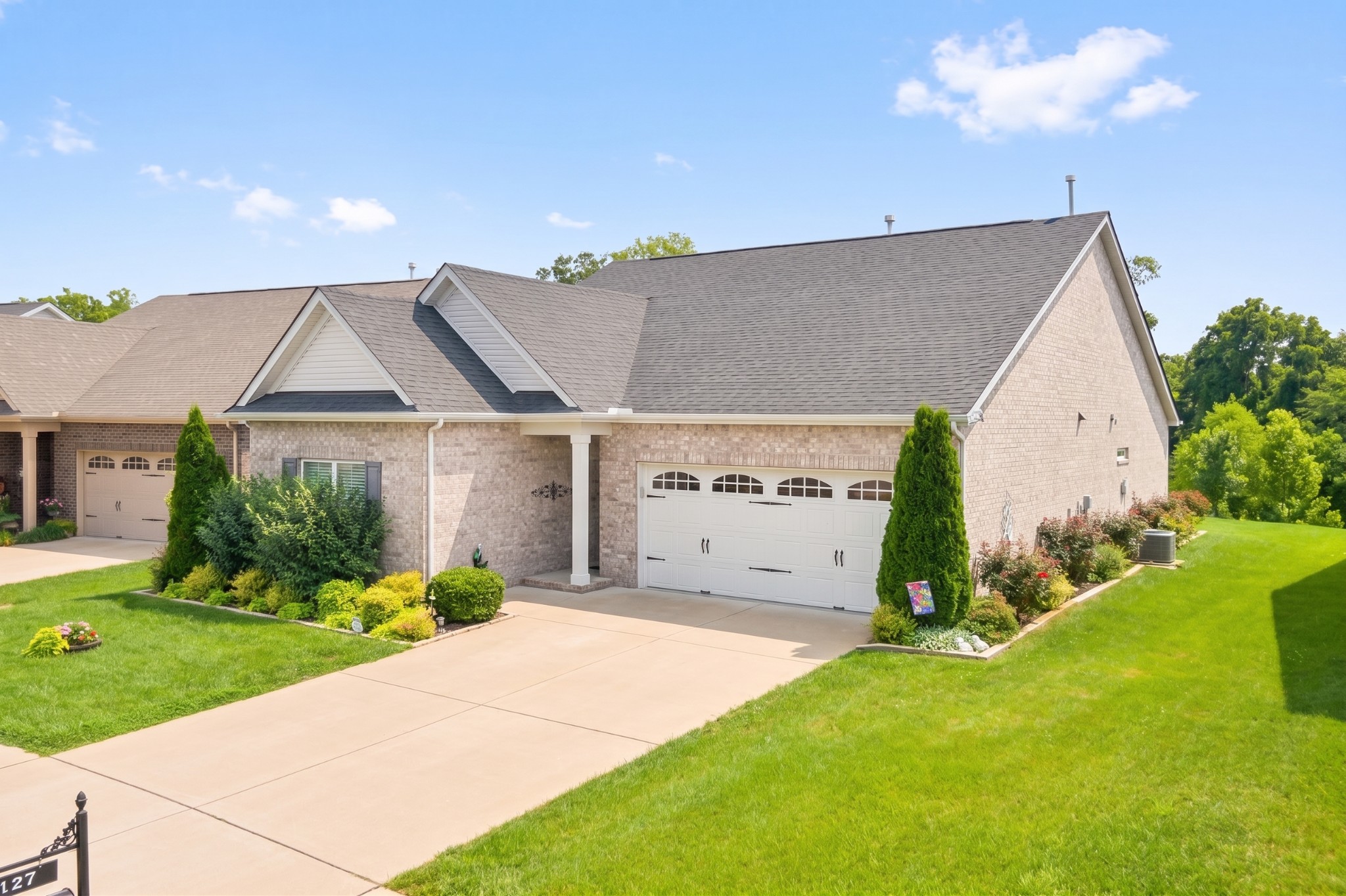 1127 Westgate Dr