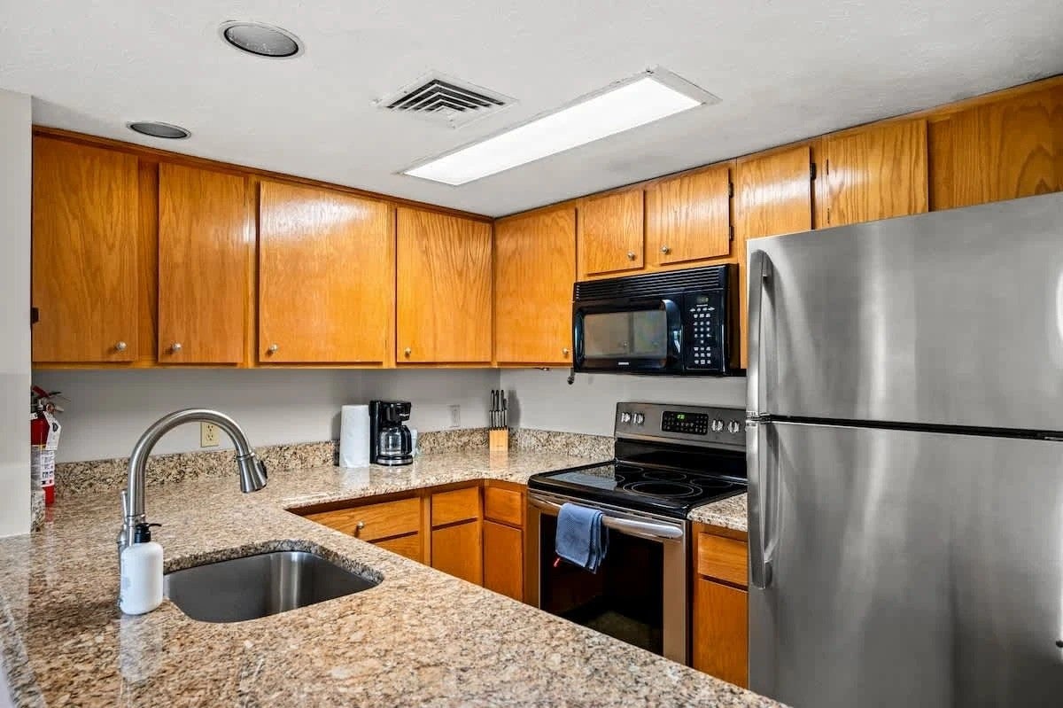 3710 Weber Road D101