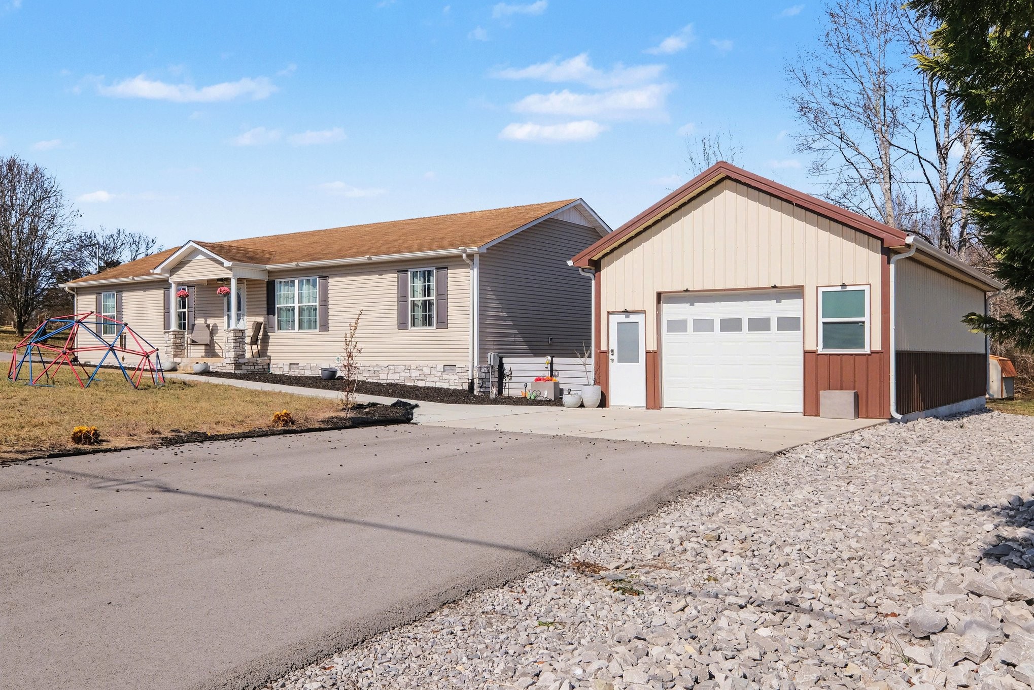 870 Newt Vanattia Rd