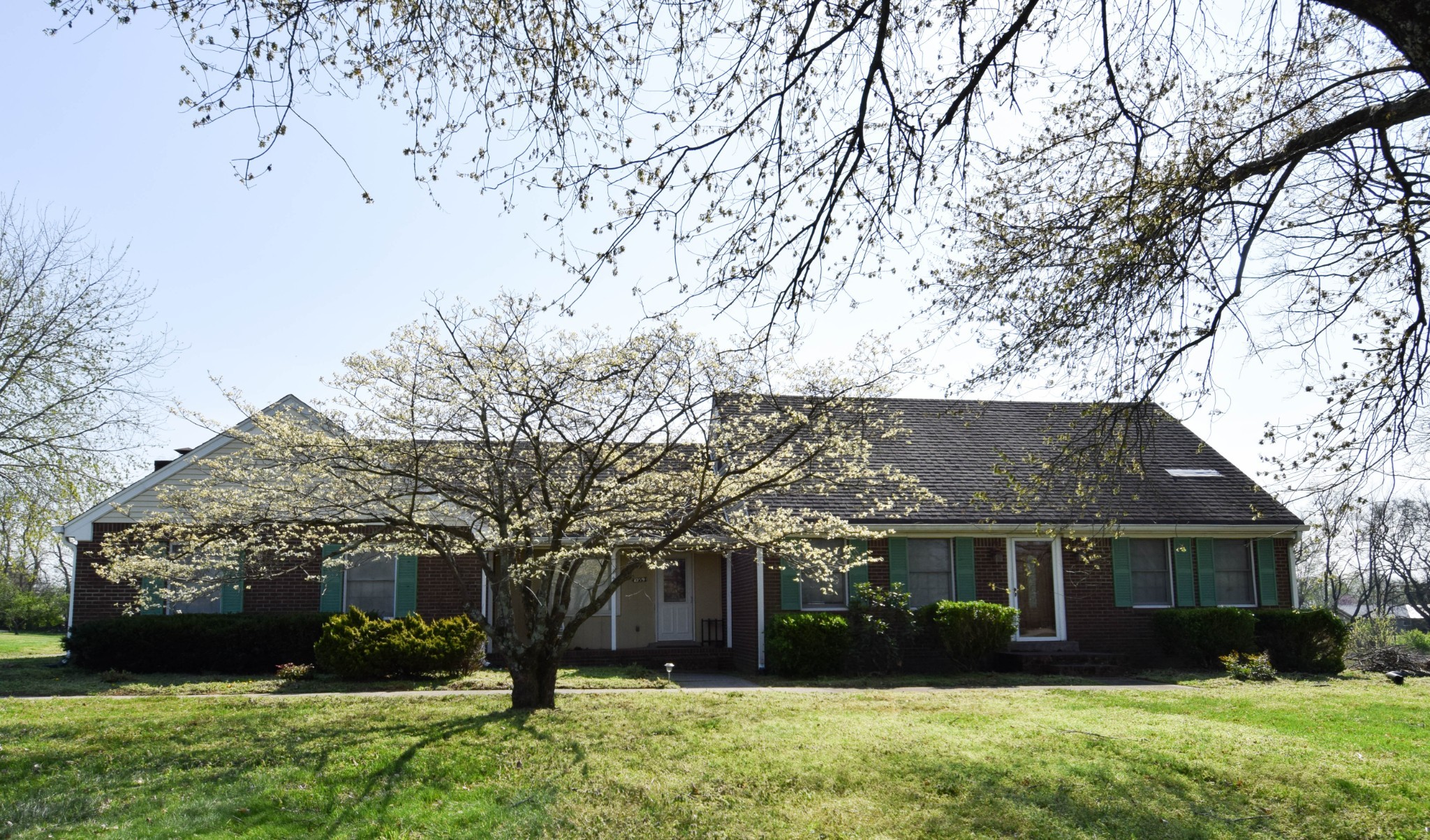 1059 Robertson Rd