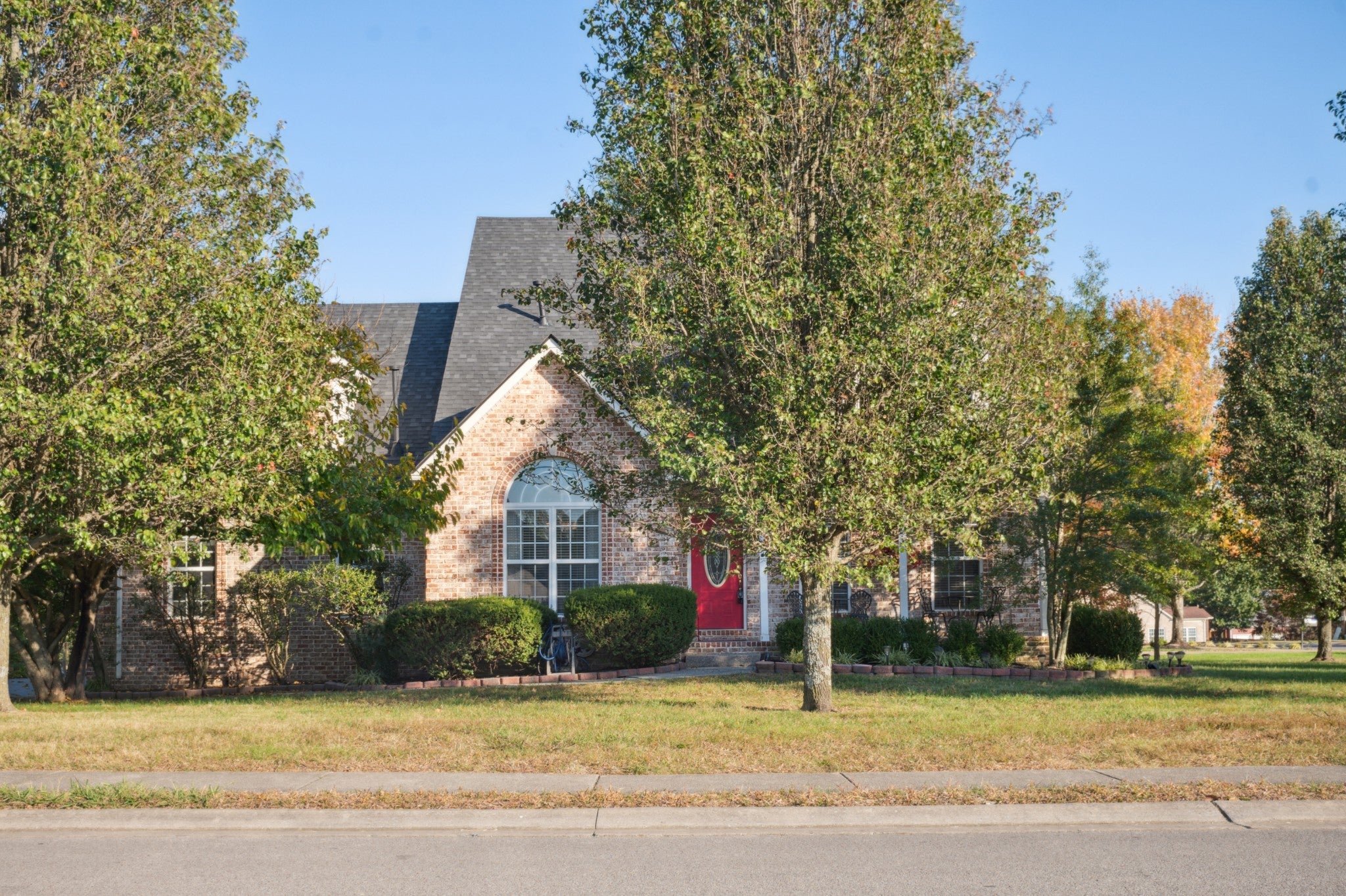 8018 Burntwood Dr