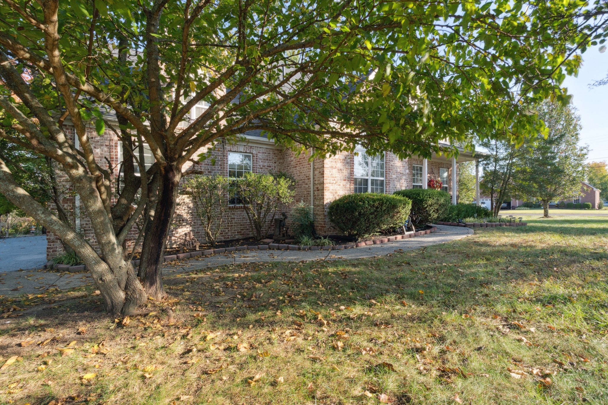 8018 Burntwood Dr
