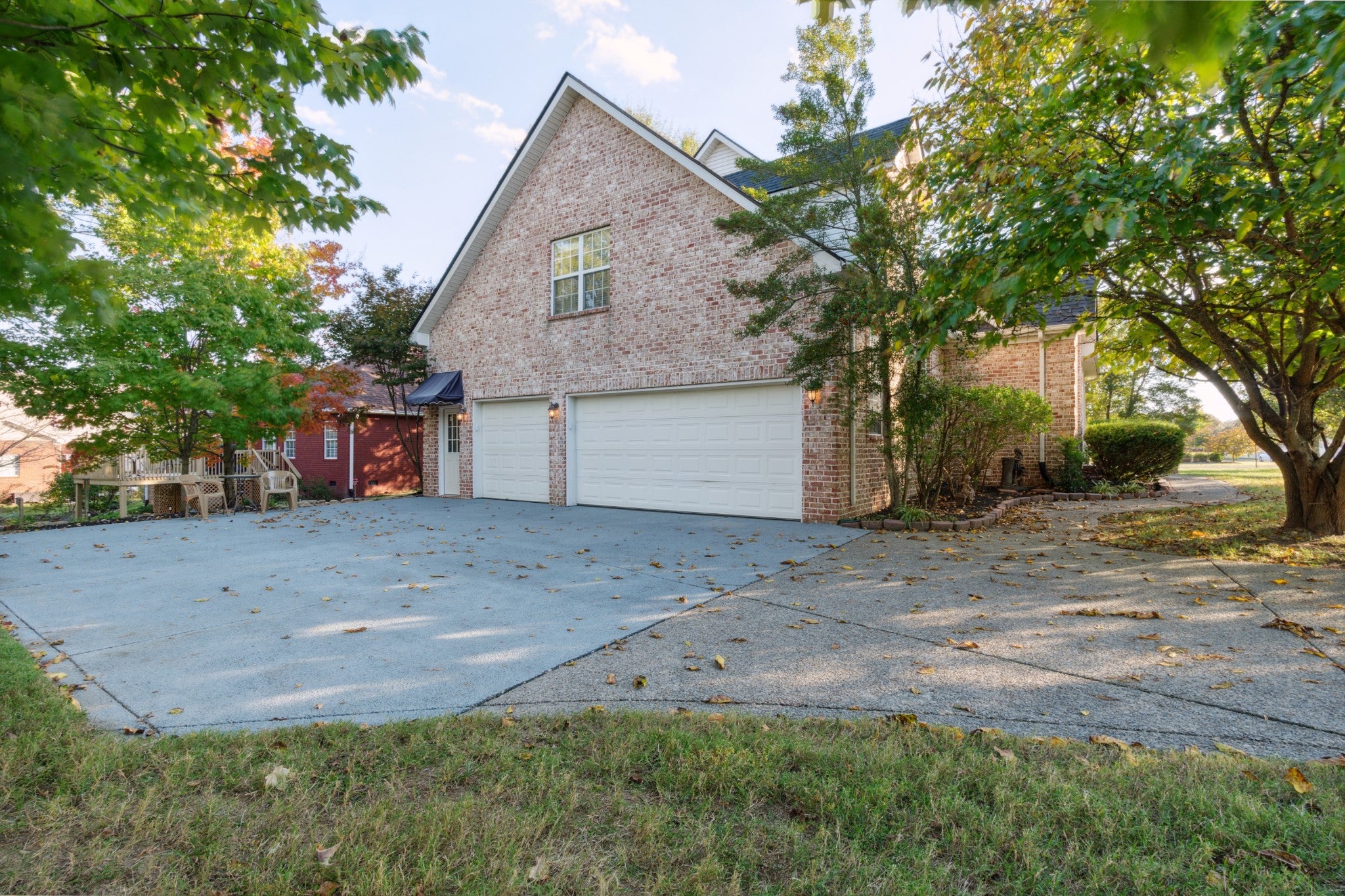 8018 Burntwood Dr