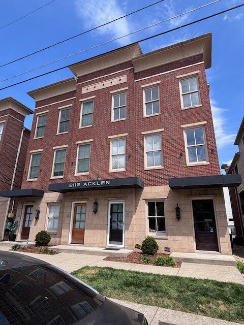 2.0-bed rental at 2112 Acklen Ave 201
