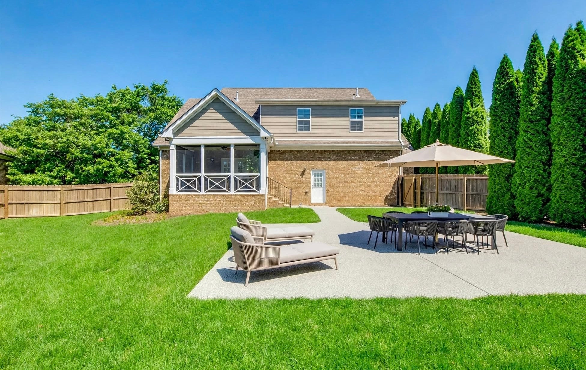 2200 Kirkwall Dr