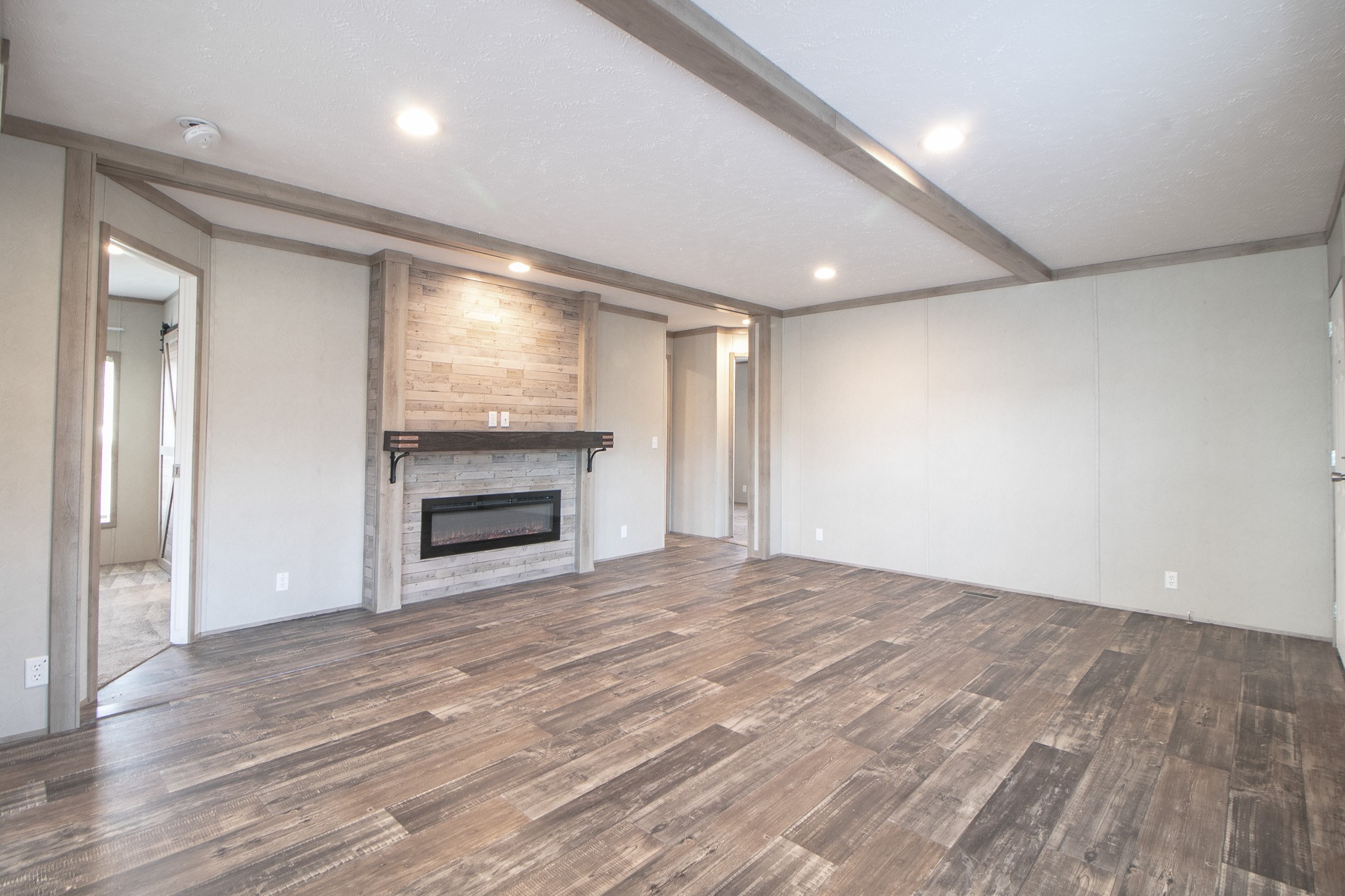 1501 Thompsonville Lane